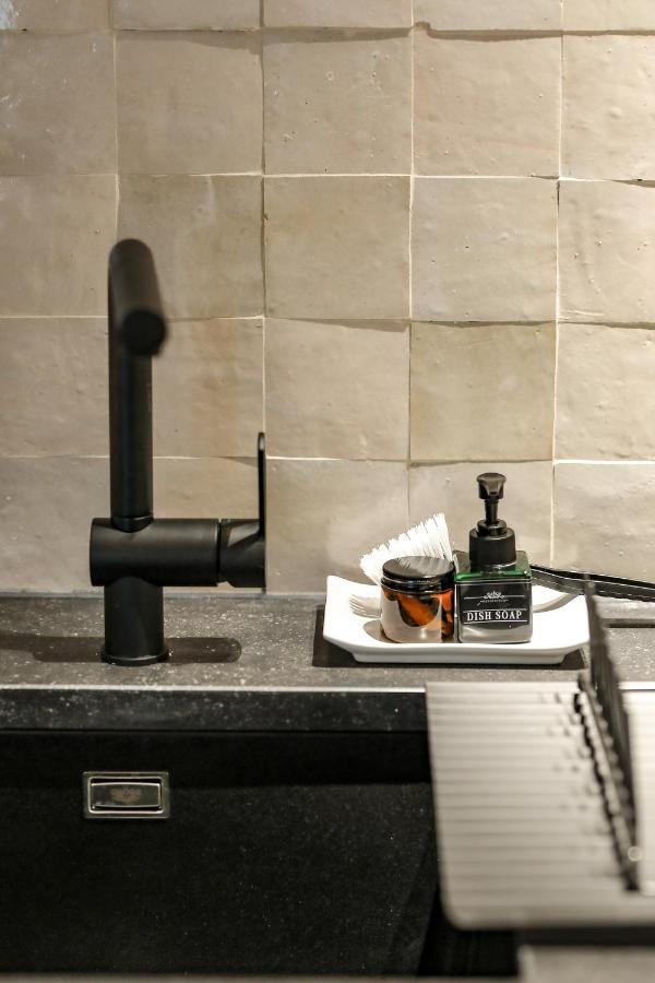 Couleur Basilic Aparthotel Рошфор Екстериор снимка